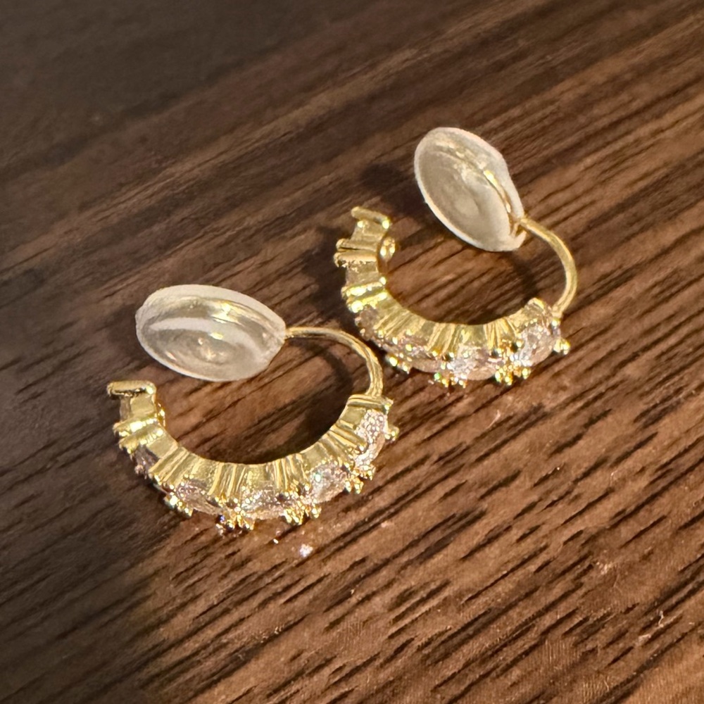 Elegant Gold Hoop Clip-On Earrings - Picture 2 of 5